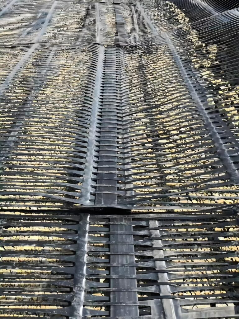 laying uniaxial geogrid