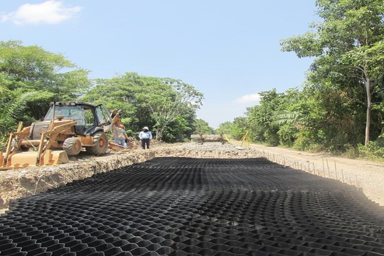 How Are Geocells Used in Road Construction?