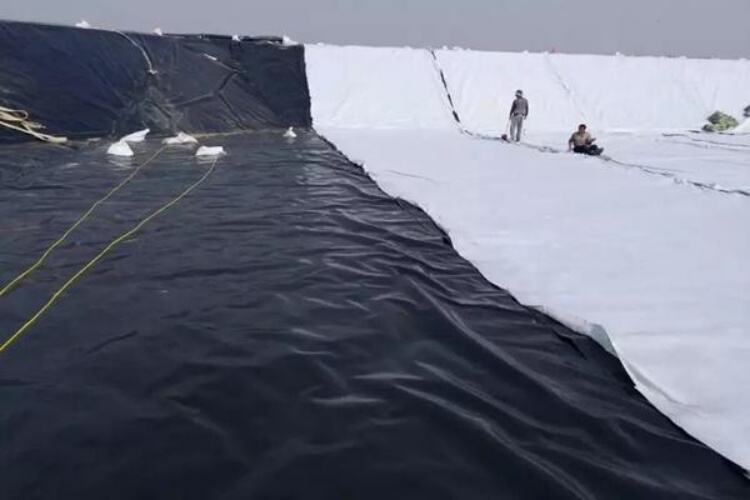 A montage showing four different anchoring techniques: anchor trench, mechanical batten strip, soil anchors, and a welded-mechanical hybrid